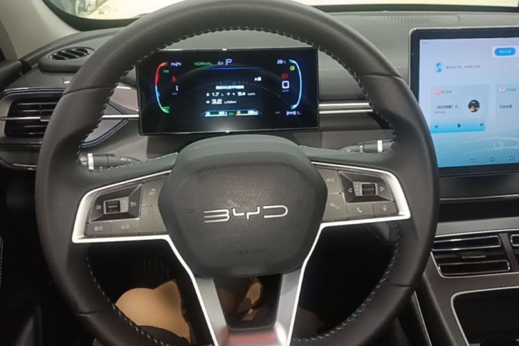 Used BYD Destroyer 05 2024 HONOR Edition DM-i 55KM Luxury Model Steering Wheel