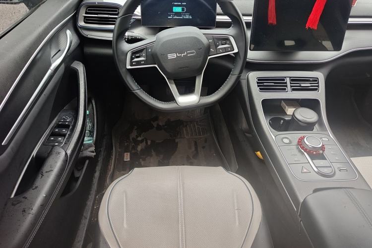 Used BYD Destroyer 05 2024 HONOR Edition DM-i 55KM Luxury Model Steering Wheel