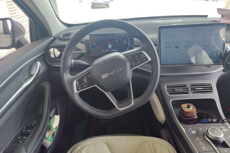 Used BYD Destroyer 05 2024 HONOR Edition DM-i 55KM Luxury Model Steering Wheel