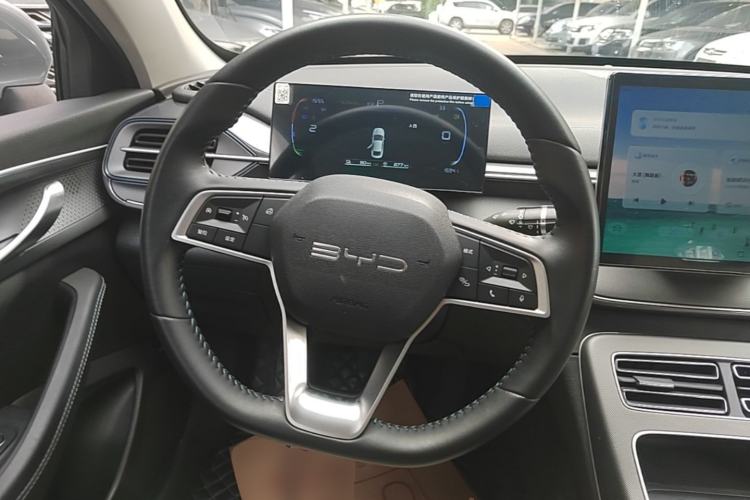 Used BYD Destroyer 05 2024 Honor Edition DM-i 120KM Luxury Model Steering Wheel