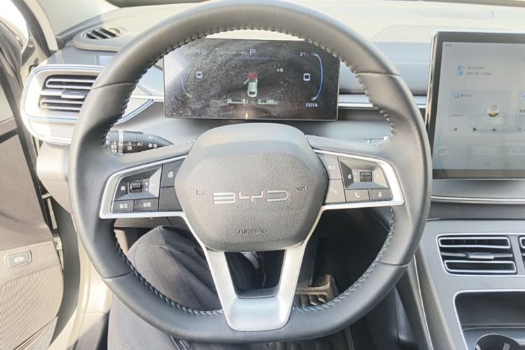 Used BYD Destroyer 05 2024 HONOR Edition DM-i 55KM Luxury Model Steering Wheel