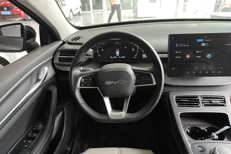 Used BYD Destroyer 05 2024 HONOR Edition DM-i 55KM Luxury Model Steering Wheel