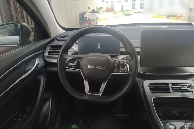 Used BYD Destroyer 05 2024 HONOR Edition DM-i 55KM Luxury Model Steering Wheel