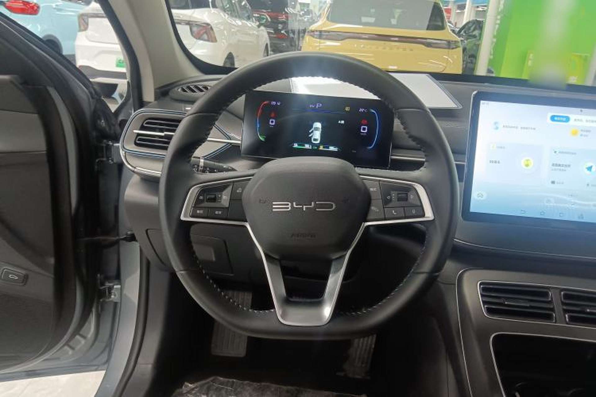 Used BYD Destroyer 05 2024 HONOR Edition DM-i 55KM Luxury Model Steering Wheel
