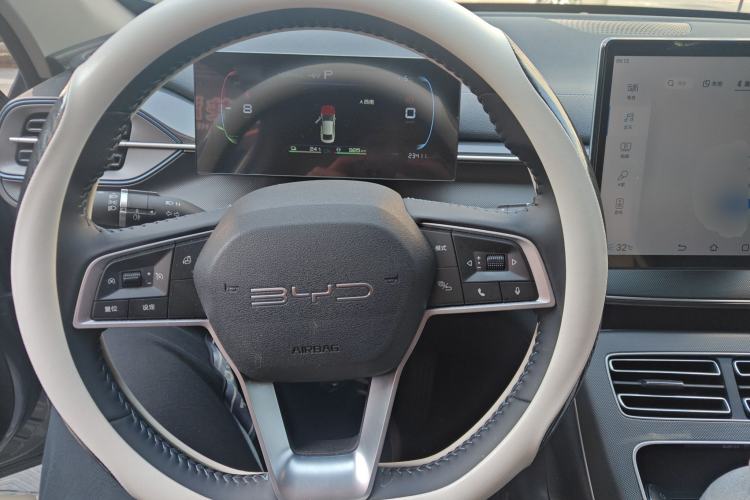 Used BYD Destroyer 05 2024 HONOR Edition DM-i 55KM Luxury Model Steering Wheel
