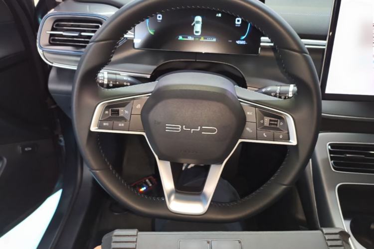 Used BYD Destroyer 05 2024 HONOR Edition DM-i 55KM Luxury Model Steering Wheel