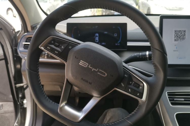 Used BYD Destroyer 05 2024 HONOR Edition DM-i 55KM Luxury Model Steering Wheel