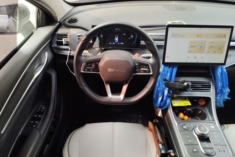 Used BYD Destroyer 05 2024 HONOR Edition DM-i 55KM Luxury Model Steering Wheel