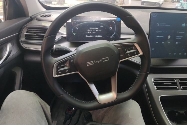 Used BYD Destroyer 05 2024 HONOR Edition DM-i 55KM Luxury Model Steering Wheel