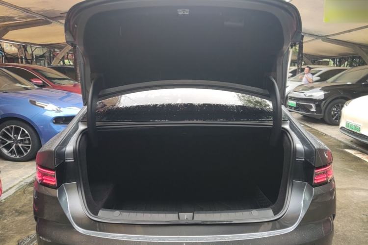 Used BYD Destroyer 05 2024 HONOR Edition DM-i 55KM Luxury Model Trunk