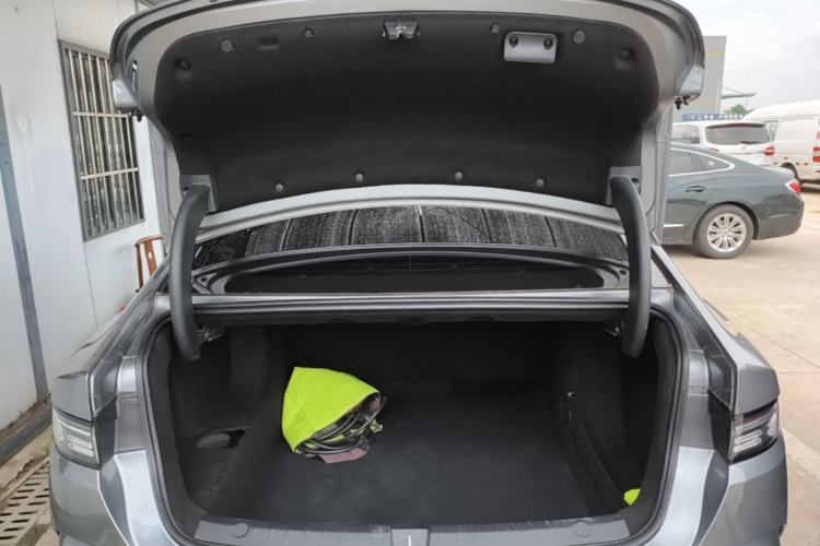 Used BYD Destroyer 05 2024 HONOR Edition DM-i 55KM Luxury Model Trunk