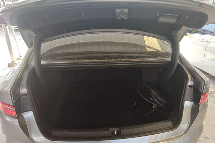 Used BYD Destroyer 05 2024 HONOR Edition DM-i 55KM Luxury Model Trunk