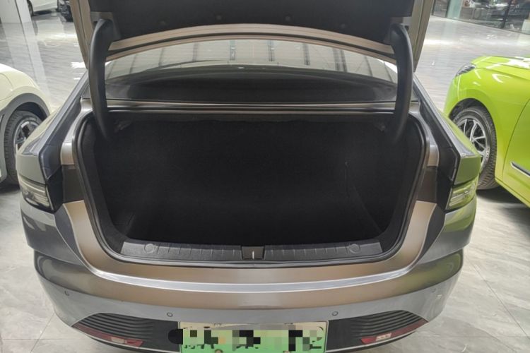 Used BYD Destroyer 05 2024 HONOR Edition DM-i 55KM Luxury Model Trunk