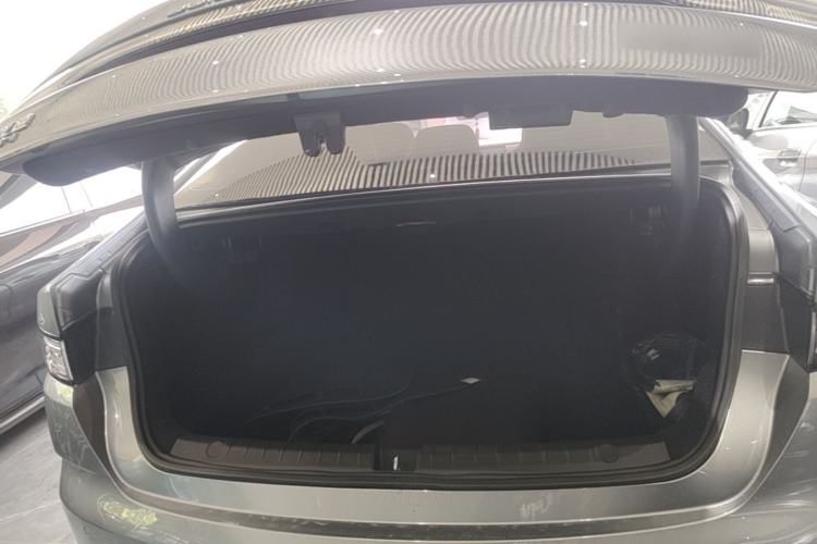 Used BYD Destroyer 05 2024 HONOR Edition DM-i 55KM Luxury Model Trunk