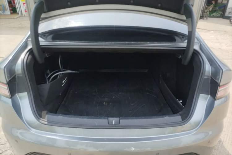 Used BYD Destroyer 05 2024 HONOR Edition DM-i 55KM Luxury Model Trunk