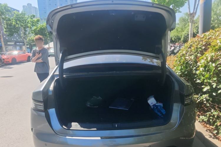 Used BYD Destroyer 05 2024 HONOR Edition DM-i 55KM Luxury Model Trunk