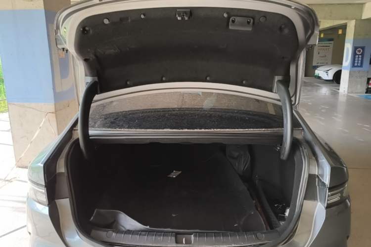 Used BYD Destroyer 05 2024 HONOR Edition DM-i 55KM Luxury Model Trunk