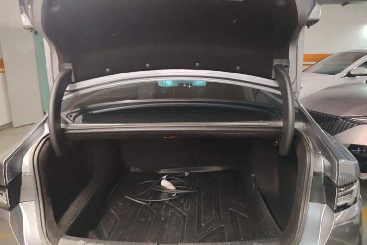 Used BYD Destroyer 05 2024 HONOR Edition DM-i 55KM Luxury Model Trunk