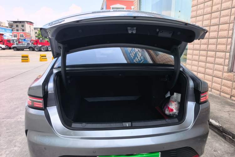 Used BYD Destroyer 05 2024 HONOR Edition DM-i 55KM Luxury Model Trunk