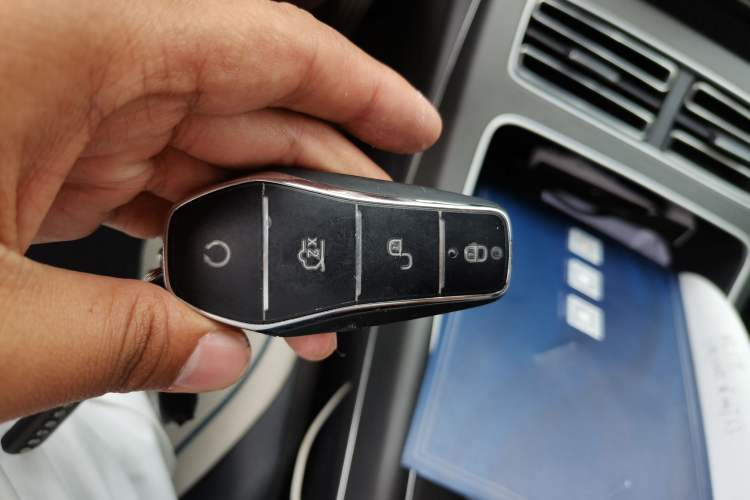 Used BYD Destroyer 05 2024 HONOR Edition DM-i 55KM Luxury Model Vehicle Key