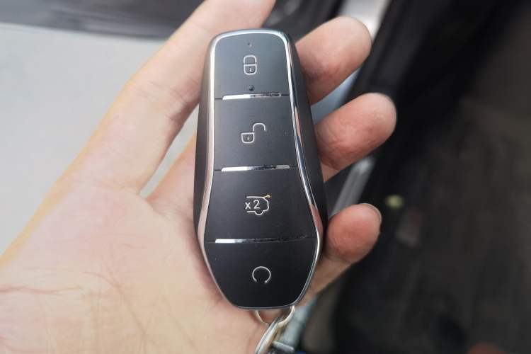 Used BYD Destroyer 05 2024 HONOR Edition DM-i 55KM Luxury Model Vehicle Key