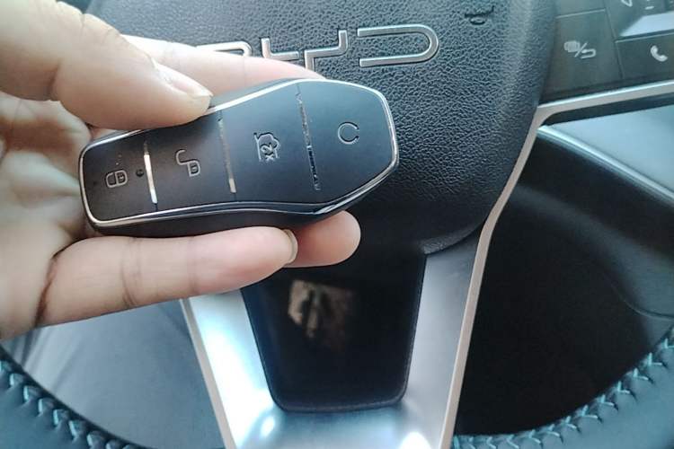 Used BYD Destroyer 05 2024 HONOR Edition DM-i 55KM Luxury Model Vehicle Key