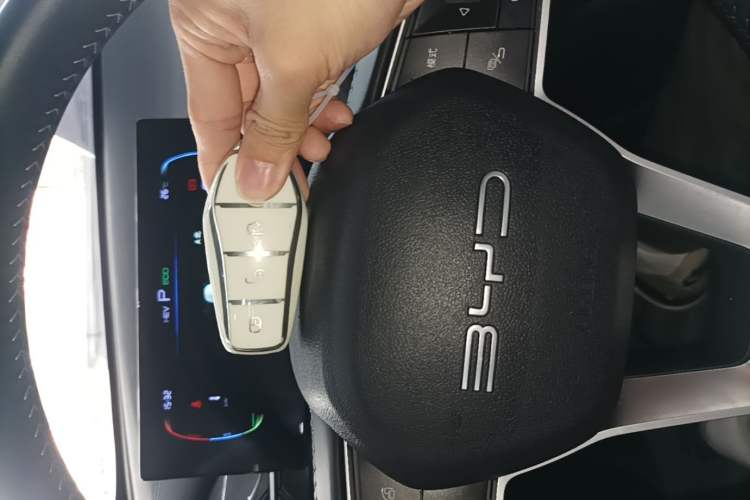 Used BYD Destroyer 05 2024 HONOR Edition DM-i 55KM Luxury Model Vehicle Key