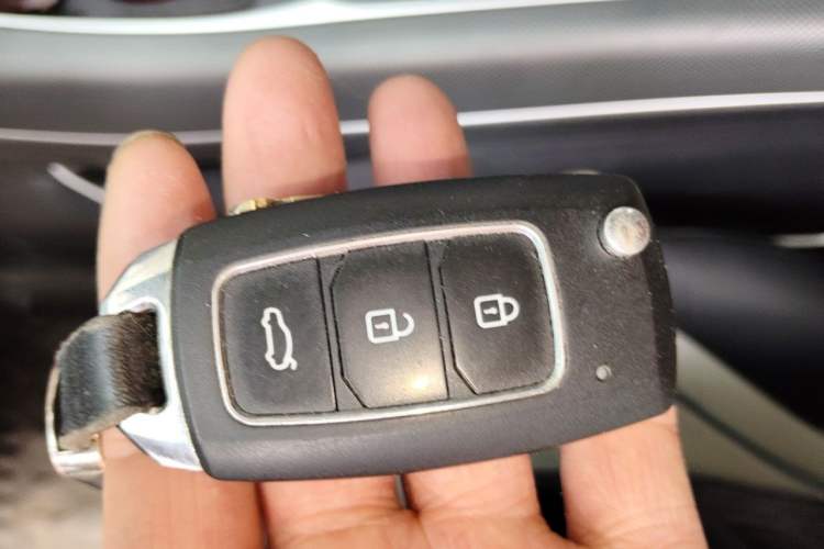 Used BYD Destroyer 05 2024 HONOR Edition DM-i 55KM Luxury Model Vehicle Key