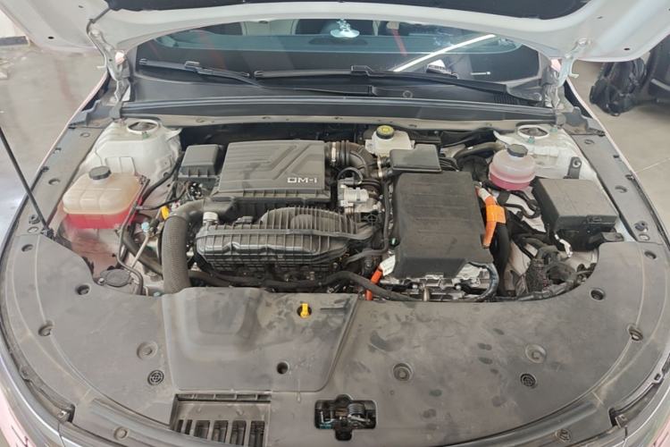 Used BYD Destroyer 05 2024 HONOR Edition DM-i 55KM Luxury Model Engine Bay