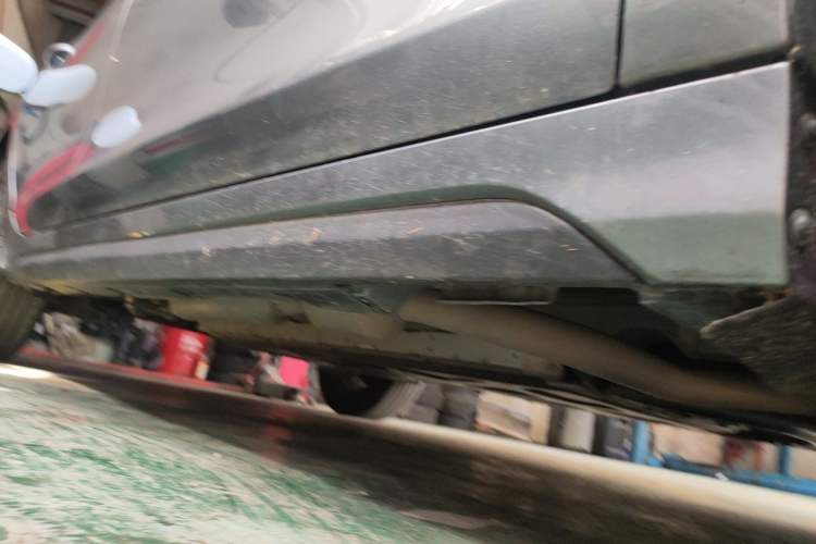 Used BYD Destroyer 05 2024 HONOR Edition DM-i 55KM Luxury Model Chassis Front Right