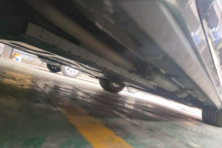 Used BYD Destroyer 05 2024 HONOR Edition DM-i 55KM Luxury Model Chassis Rear Right