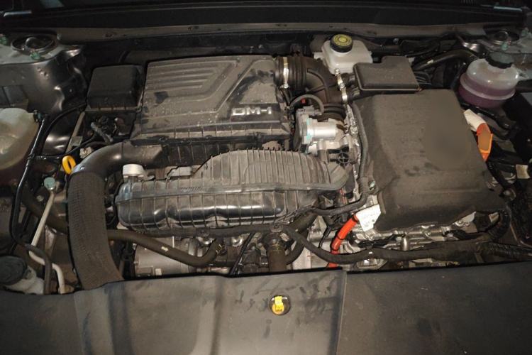 Used BYD Destroyer 05 2024 HONOR Edition DM-i 55KM Luxury Model Engine Bay