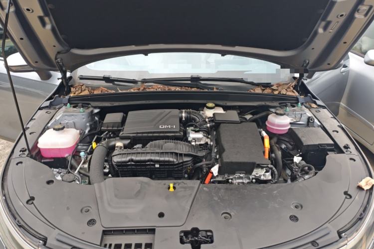 Used BYD Destroyer 05 2024 HONOR Edition DM-i 55KM Luxury Model Engine Bay