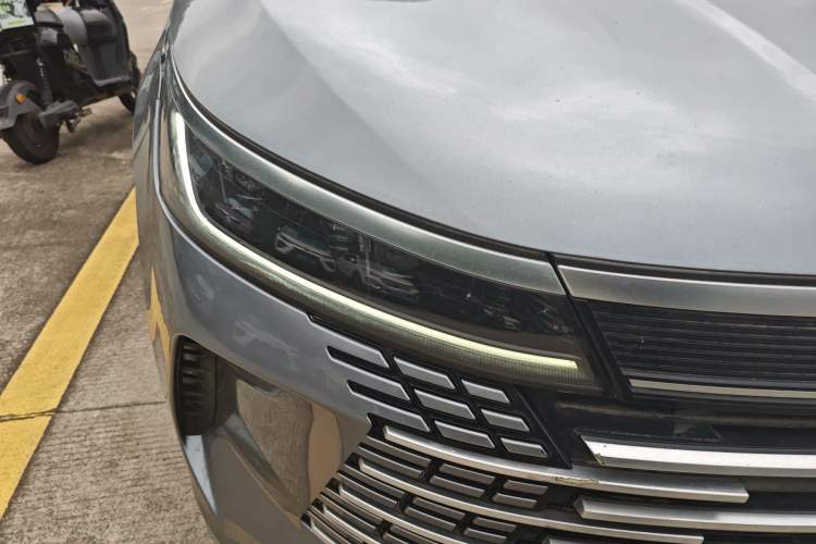 Used BYD Destroyer 05 2024 HONOR Edition DM-i 55KM Luxury Model Right Front Headlight