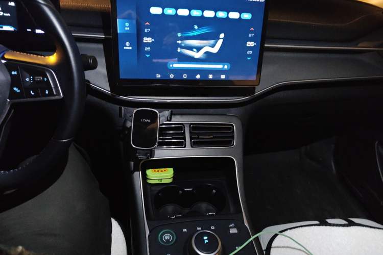 Used BYD Destroyer 05 2024 HONOR Edition DM-i 55KM Luxury Model Audio And AC Panel