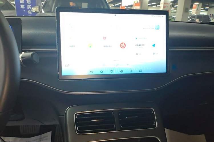 Used BYD Destroyer 05 2024 HONOR Edition DM-i 55KM Luxury Model Audio And AC Panel