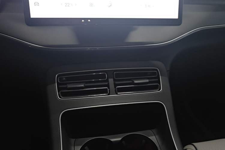Used BYD Destroyer 05 2024 HONOR Edition DM-i 55KM Luxury Model Audio And AC Panel