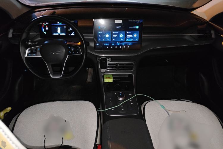 Used BYD Destroyer 05 2024 HONOR Edition DM-i 55KM Luxury Model Center Console