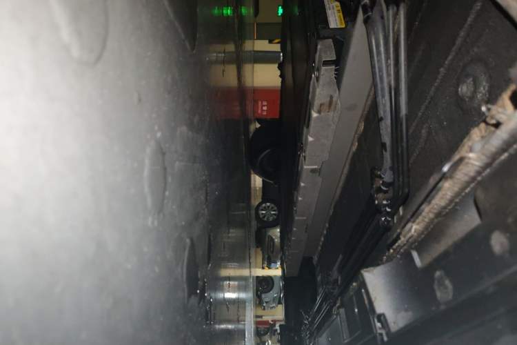 Used BYD Destroyer 05 2024 HONOR Edition DM-i 55KM Luxury Model Chassis Front Left