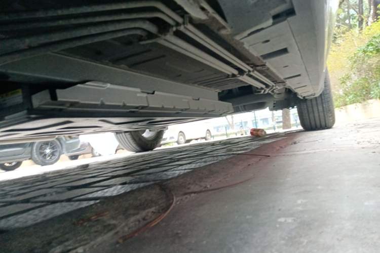 Used BYD Destroyer 05 2024 HONOR Edition DM-i 55KM Luxury Model Chassis Front Left