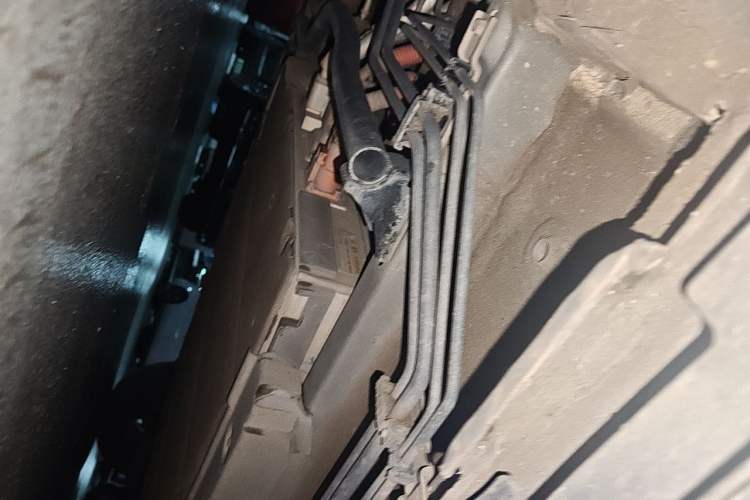 Used BYD Destroyer 05 2024 Honor Edition DM-i 120KM Luxury Model Chassis Front Left
