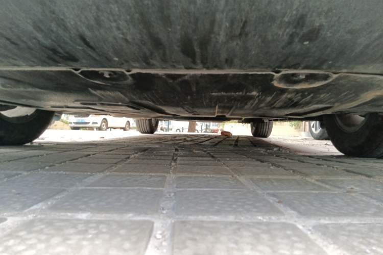 Used BYD Destroyer 05 2024 HONOR Edition DM-i 55KM Luxury Model Chassis Front