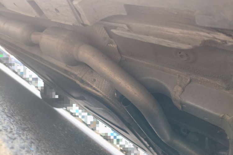 Used BYD Destroyer 05 2024 Honor Edition DM-i 120KM Luxury Model Chassis Front Right