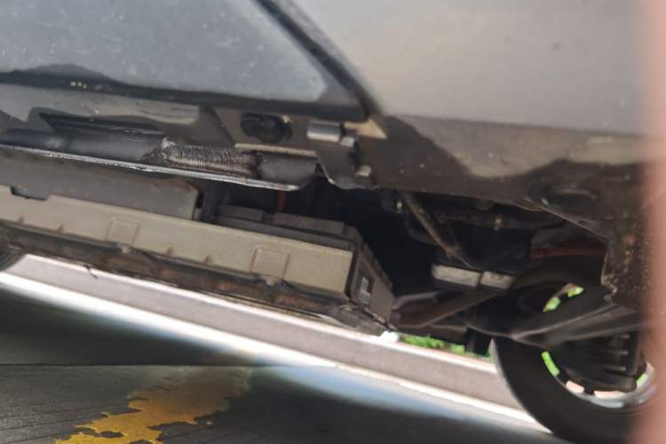 Used BYD Destroyer 05 2024 HONOR Edition DM-i 55KM Luxury Model Chassis Rear Left