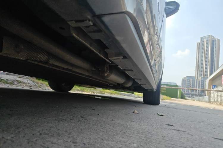 Used BYD Destroyer 05 2024 Honor Edition DM-i 120KM Luxury Model Chassis Rear Right