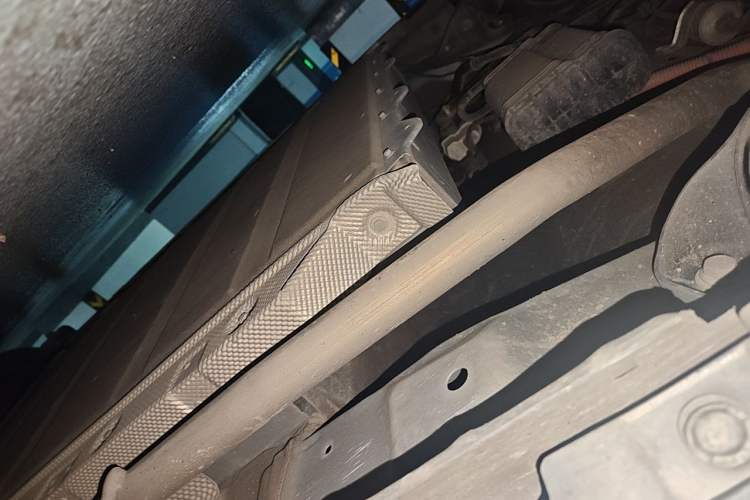 Used BYD Destroyer 05 2024 Honor Edition DM-i 120KM Luxury Model Chassis Rear Right