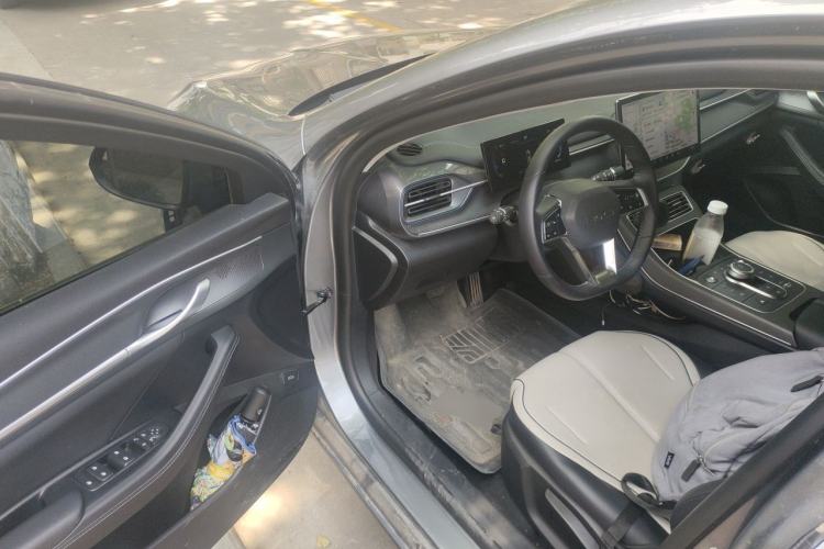 Used BYD Destroyer 05 2024 HONOR Edition DM-i 55KM Luxury Model Driver Seat