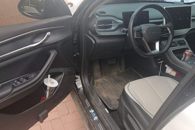 Used BYD Destroyer 05 2024 HONOR Edition DM-i 55KM Luxury Model Driver Seat