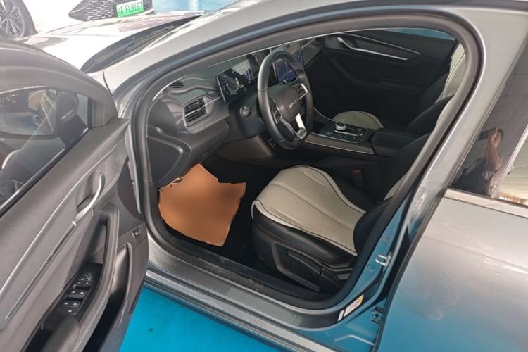 Used BYD Destroyer 05 2024 HONOR Edition DM-i 55KM Luxury Model Driver Seat