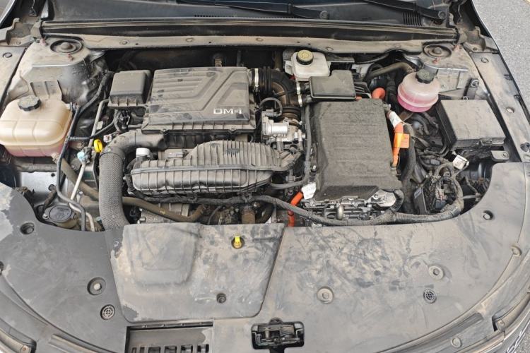 Used BYD Destroyer 05 2024 HONOR Edition DM-i 55KM Luxury Model Engine Bay